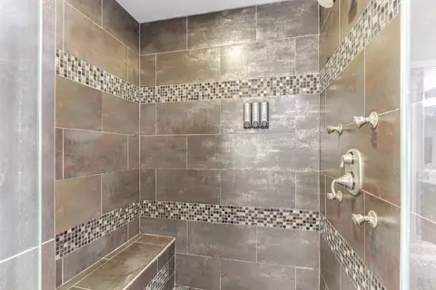 1839 Rizzi Ln, Bartlett, IL 60103 photo 28