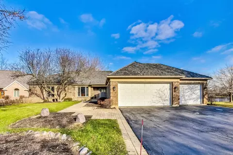 4617 Forest Edge Ln, Long Grove, IL 60047