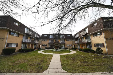 8543 W Rascher Ave #3N, Chicago, IL 60656