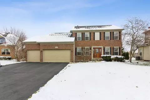 507 N Avon Ct, Oswego, IL 60543