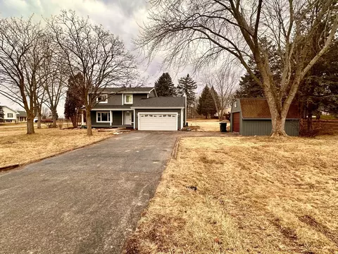 43415 N Scott St, Antioch, IL 60002