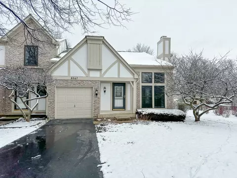4567 Opal Dr, Hoffman Estates, IL 60192