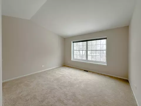 4567 Opal Dr, Hoffman Estates, IL 60192 photo 7