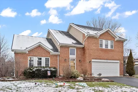 7 Taylor Ct, Bolingbrook, IL 60490