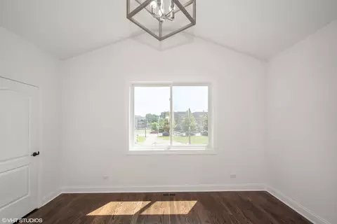 539 E 42nd Pl, Chicago, IL 60653 photo 19