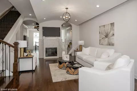539 E 42nd Pl, Chicago, IL 60653 photo 7
