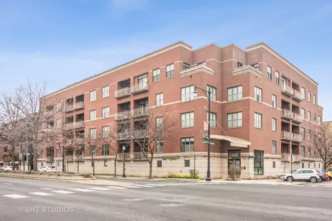 3300 W Irving Park Rd #H4, Chicago, IL 60618