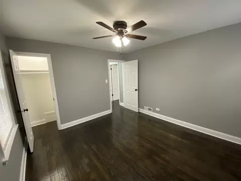 10107 S Forest Ave, Chicago, IL 60628 photo 10