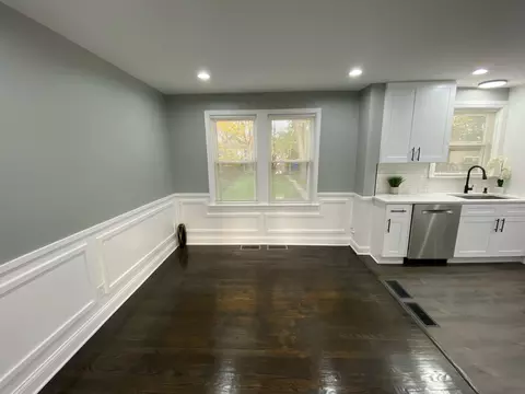 10107 S Forest Ave, Chicago, IL 60628 photo 13