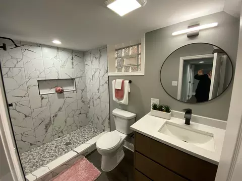 10107 S Forest Ave, Chicago, IL 60628 photo 20