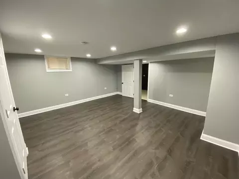 10107 S Forest Ave, Chicago, IL 60628 photo 19