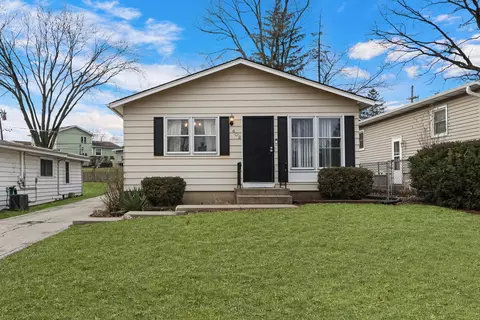 402 Hillandale St, Round Lake, IL 60073
