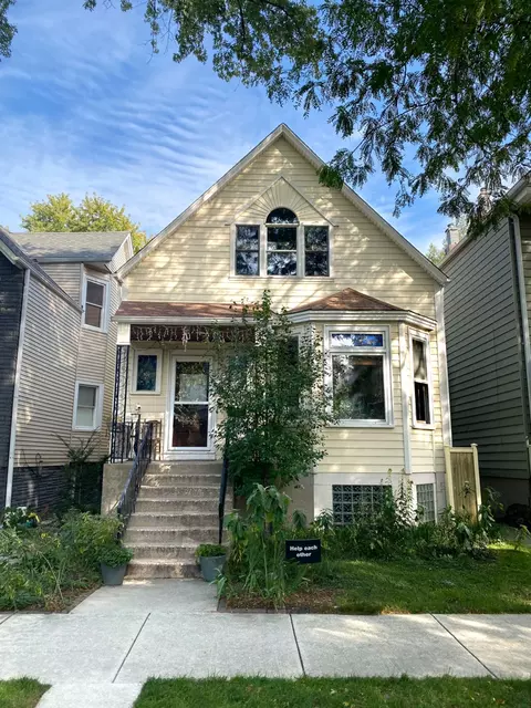 2507 N Saint Louis Ave, Chicago, IL 60647