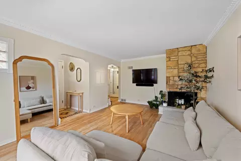 4417 Amelia Ave, Lyons, IL 60534 photo 5