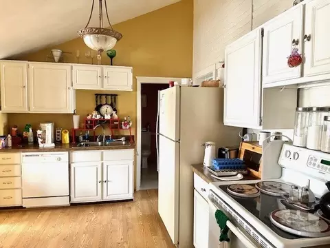 323 N Dixon Ave, Dixon, IL 61021 photo 3