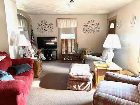 323 N Dixon Ave, Dixon, IL 61021 photo 6