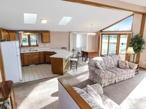 5706 Harrison St, Roscoe, IL 61073 photo 10