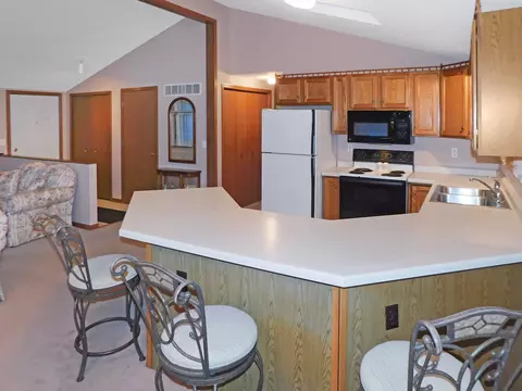 5706 Harrison St, Roscoe, IL 61073 photo 12