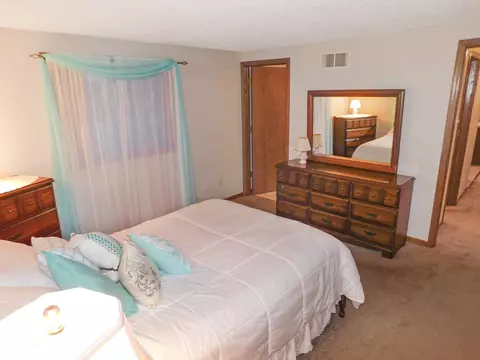 5706 Harrison St, Roscoe, IL 61073 photo 21