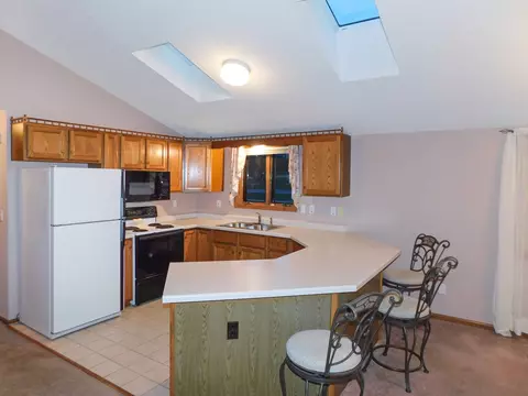 5706 Harrison St, Roscoe, IL 61073 photo 13