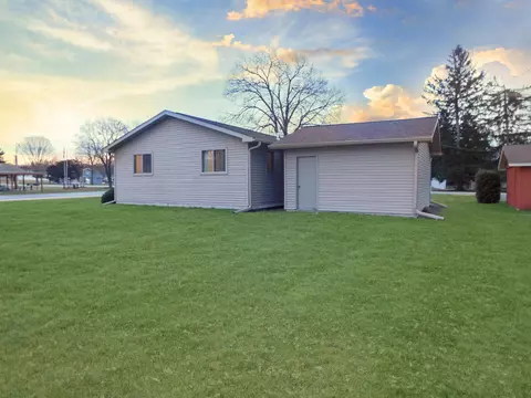 5706 Harrison St, Roscoe, IL 61073 photo 28