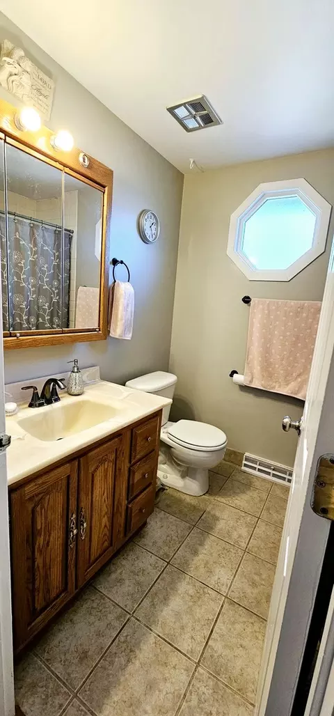 1709 W Stone Ave, Addison, IL 60101 photo 41