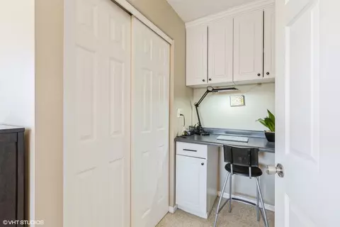 65 Braxton Ln, Aurora, IL 60504 photo 10