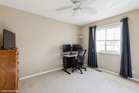 65 Braxton Ln, Aurora, IL 60504 photo 12