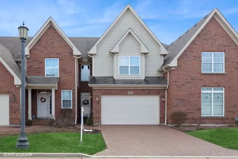 1031 Hickory Dr, Western Springs, IL 60558