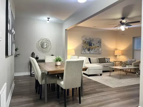 4236 S Champlain Ave, Chicago, IL 60653 photo 5