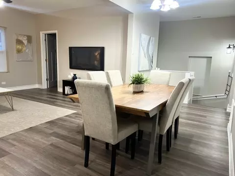 4236 S Champlain Ave, Chicago, IL 60653 photo 6