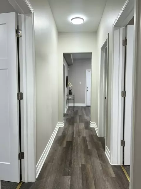 4236 S Champlain Ave, Chicago, IL 60653 photo 12