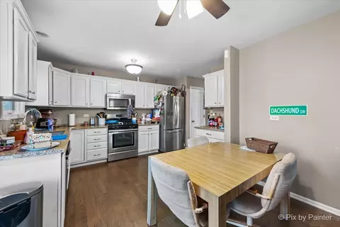 745 Cooper Ct, Aurora, IL 60504 photo 17