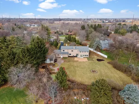 View/Area - 40 W809 Bending Ln, Elgin, IL 60124 photo 1 of 3