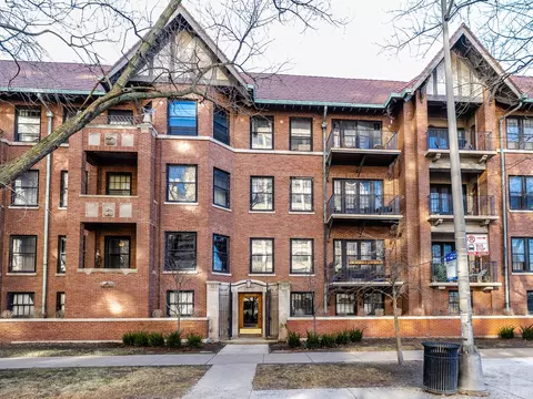 1623 E Hyde Park Blvd #1, Chicago, IL 60615