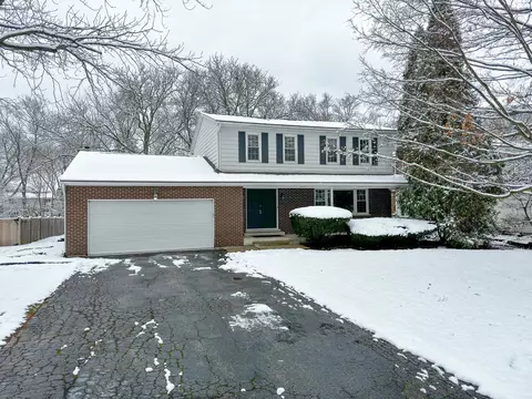 22 W269 Glen Valley Dr, Glen Ellyn, IL 60137