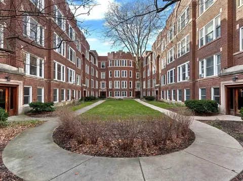 5464 S Woodlawn Ave #2E, Chicago, IL 60615