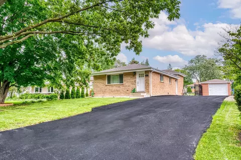 805 N Lombard St, Elmhurst, IL 60126