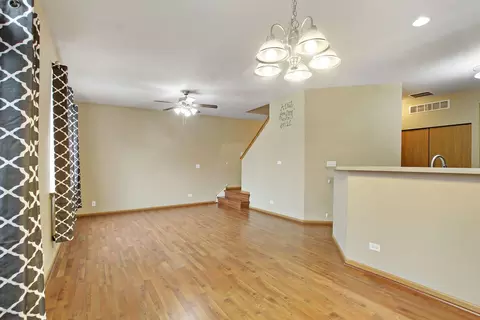 644 Arbor Cir, Lakemoor, IL 60051 photo 6