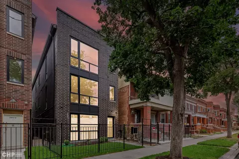 6152 S Champlain Ave, Chicago, IL 60637