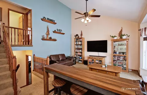 3610 Pebble Crk, Mchenry, IL 60050 photo 5