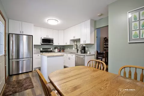 3610 Pebble Crk, Mchenry, IL 60050 photo 7