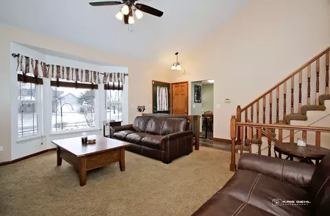 3610 Pebble Crk, Mchenry, IL 60050 photo 2
