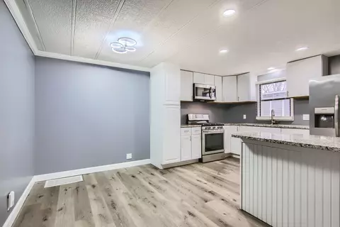 171 Coach Rd, Wheeling, IL 60090 photo 8