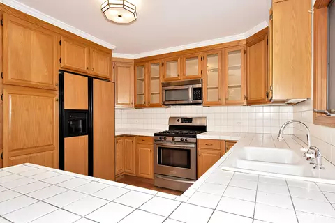 3425 Keith Ave, Gurnee, IL 60031 photo 8