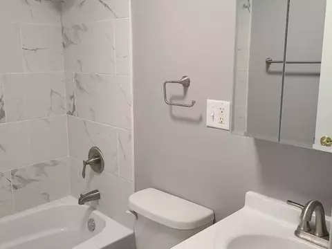 16455 Wolcott Ave, Markham, IL 60428 photo 13