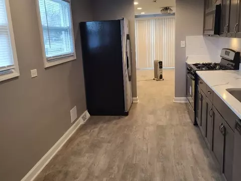 16455 Wolcott Ave, Markham, IL 60428 photo 9