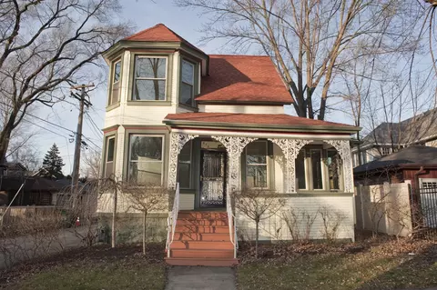 812 Augusta St, Oak Park, IL 60302