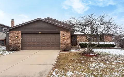 476 Fennel Ln, Schaumburg, IL 60193