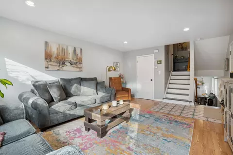 625 Case Pl, Evanston, IL 60202 photo 4